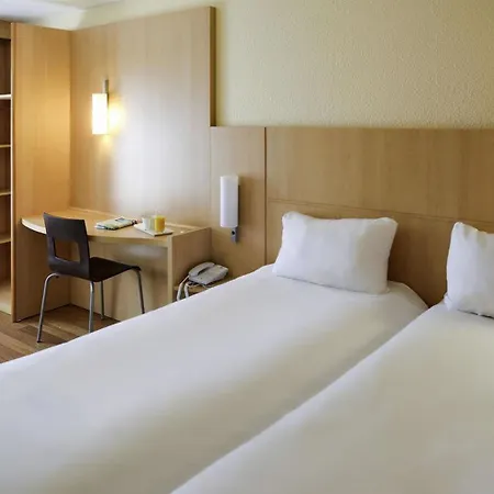 Ibis Paris Coeur D'orly Airport 3*