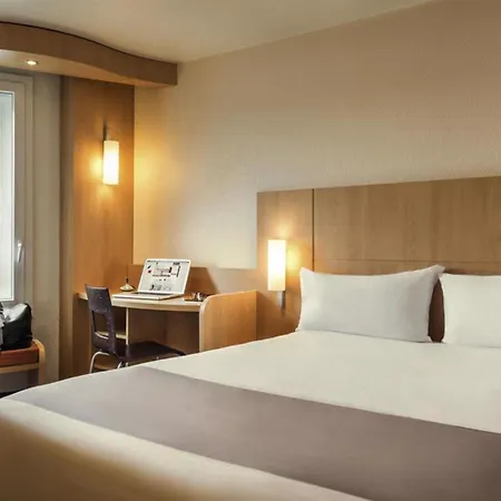 Hotel Ibis Paris Coeur D'orly Airport