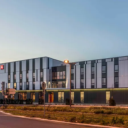 Hotel Ibis Paris Coeur D'orly Airport