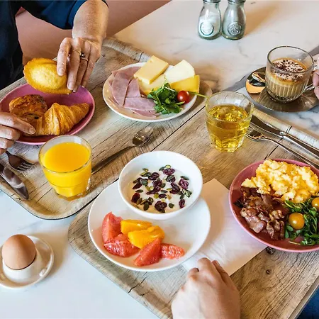 Hotel Ibis Paris Coeur D'orly Airport 3*