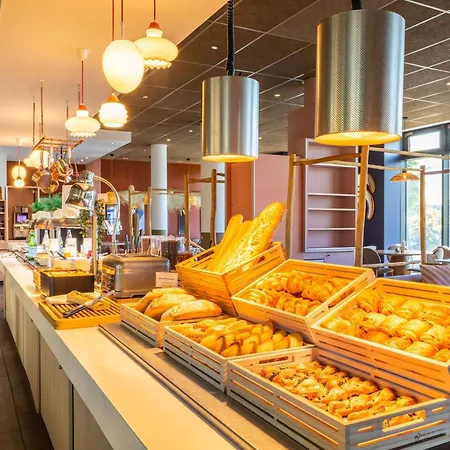 Ibis Paris Coeur D'orly Airport 3* Orly