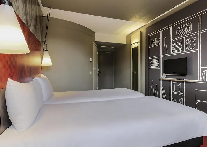 Hotel Ibis Paris Coeur D'orly Airport 3*