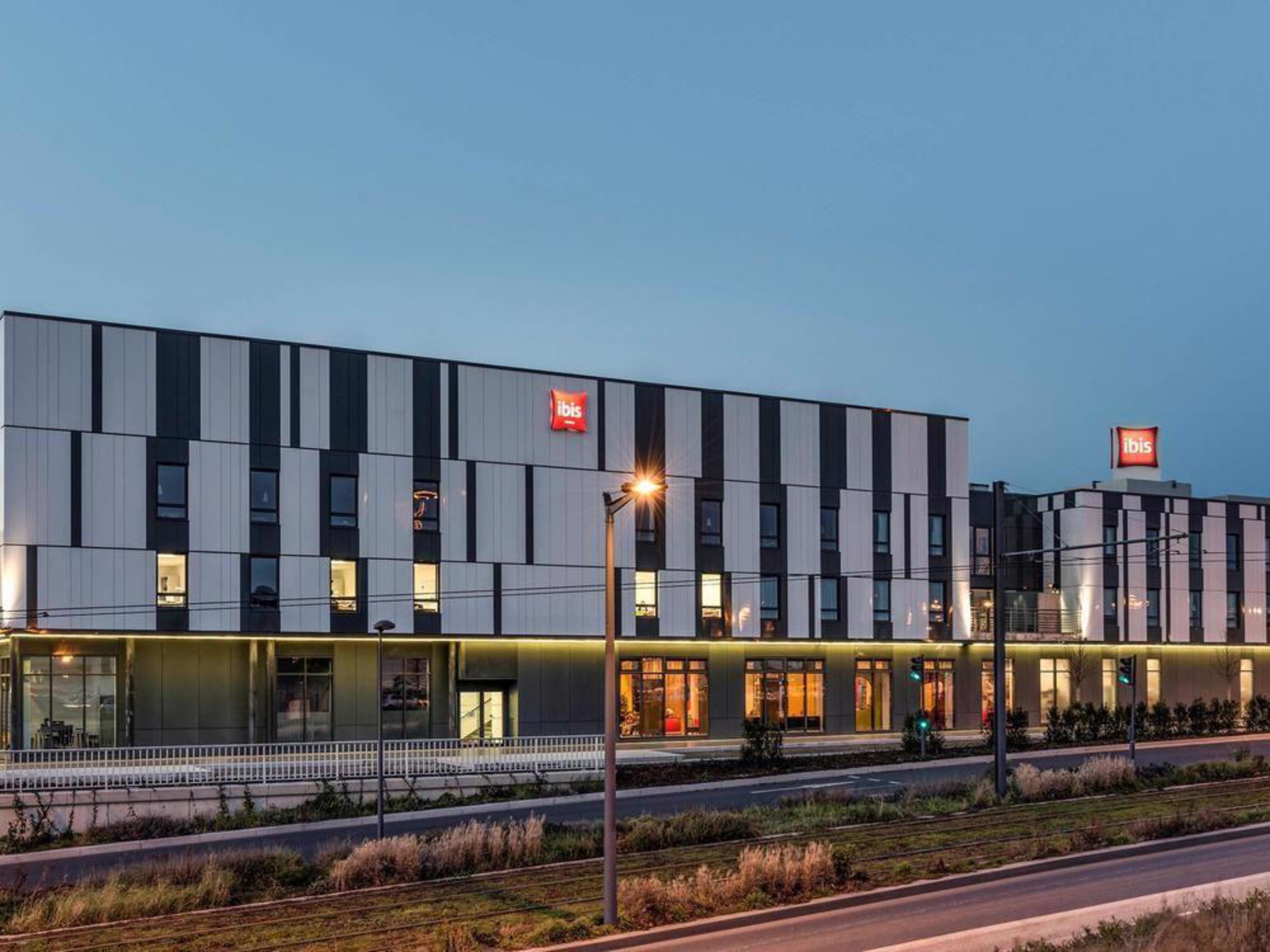 Hotel Ibis Paris Coeur D'Orly Airport Orly, France - book now, 2026 prices